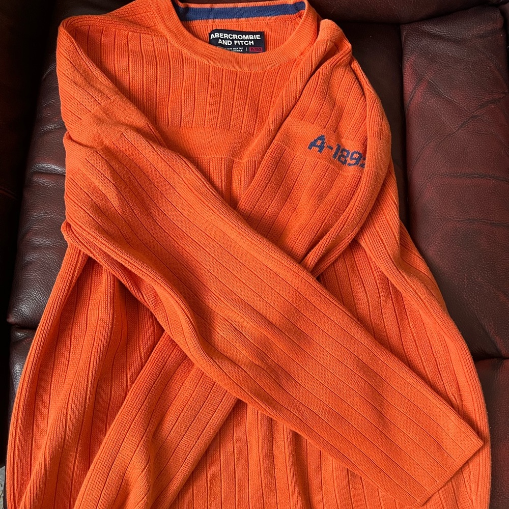 ABERCROMBIE sweater